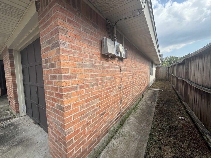 Property Photo:  701 Sherrill Street  TX 77630 