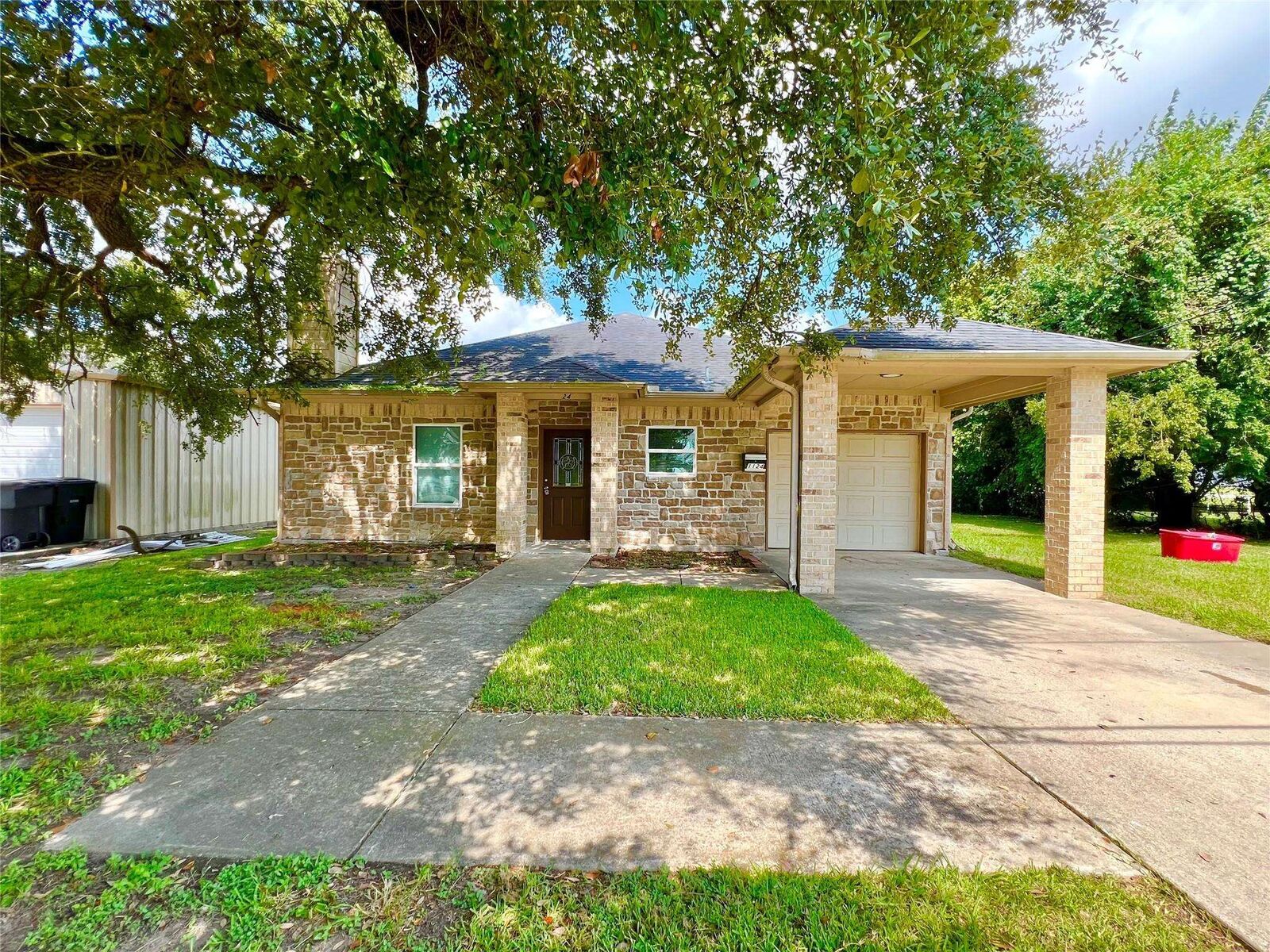 Property Photo: 1124 Chicago Avenue TX 77627-4023