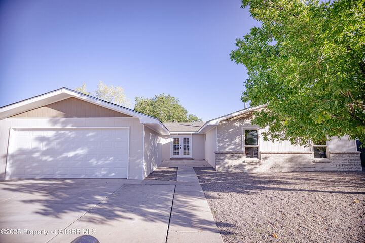 Property Photo:  2900 Northwood Drive  NM 87401 