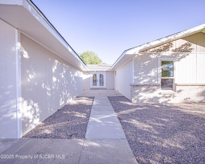 Property Photo: 2900 Northwood Drive NM 87401