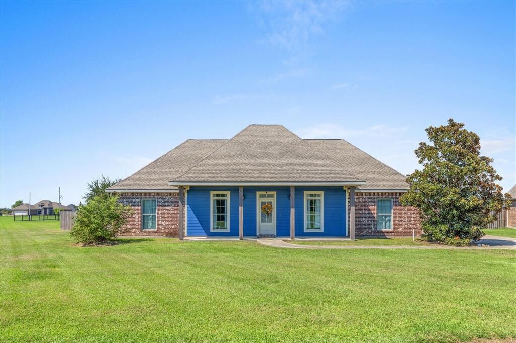 Property Photo:  16280 Cheyenne Drive  LA 70647 