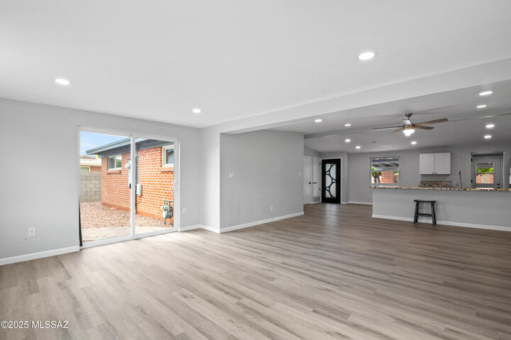Property Photo: 4326 N Radin Avenue AZ 85705