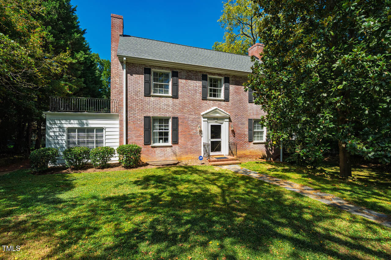 Property Photo:  501 North Street  NC 27514 