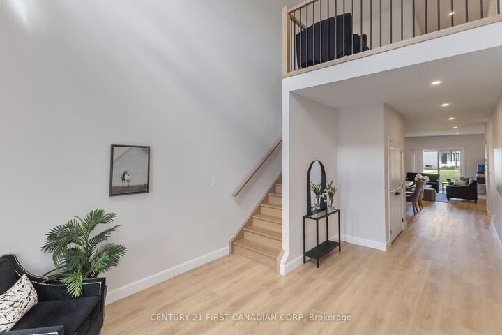 Property Photo:  6707 Royal Magnolia Avenue  ON N6P 1H5 