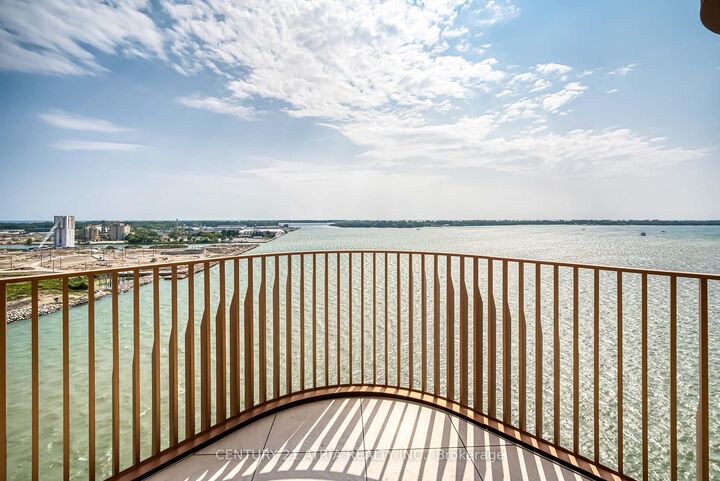 155 Merchants' Wharf N/A 1211  Toronto ON M5A 0Y4 photo