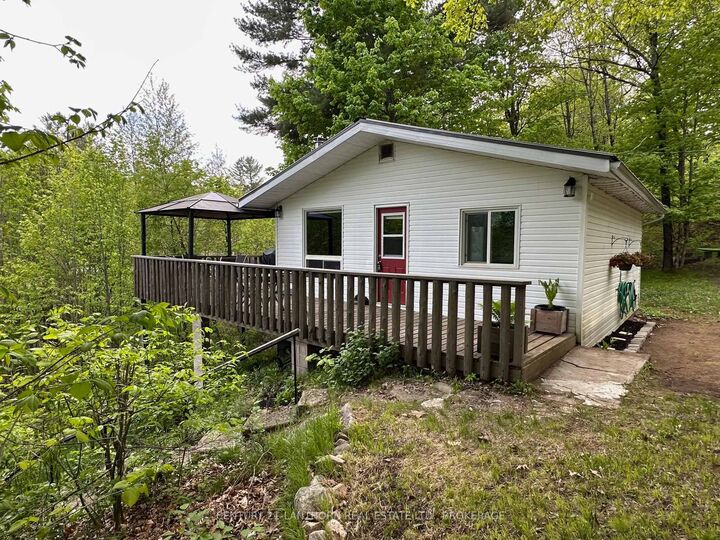 Photo de la propriété: 1024 Harrington Lane ON K0H 1B0