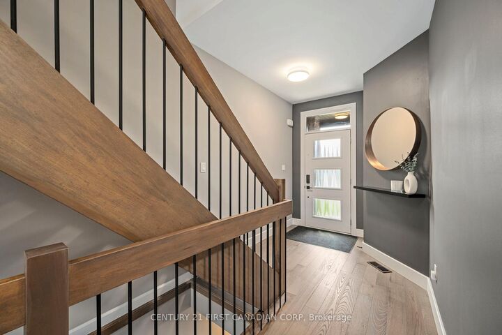 Photo de la propriété: 594 Freeport Street ON N6G 0R2