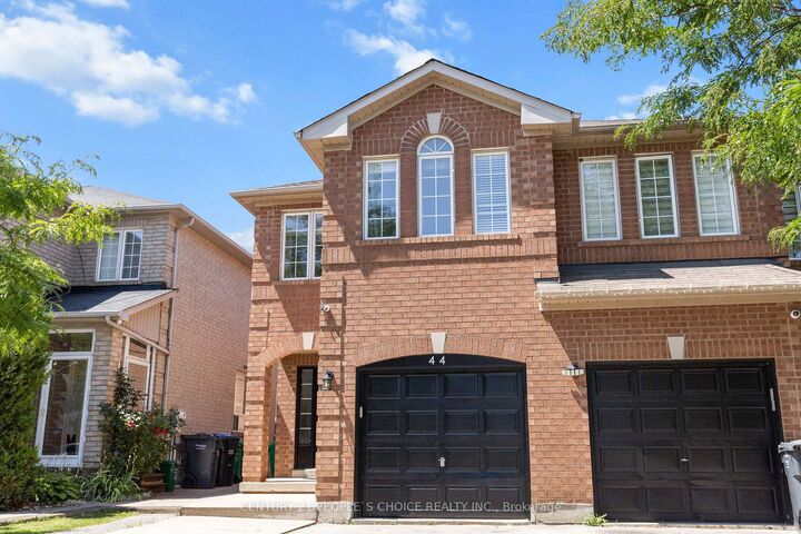 Property Photo: 44 Roadmaster Lane ON L7A 3A7