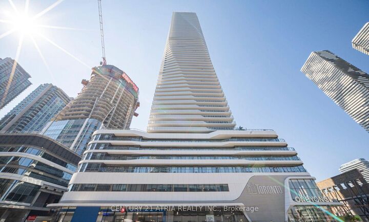 Property Photo:  28 Freeland Street 1503  ON M5E 0E3 