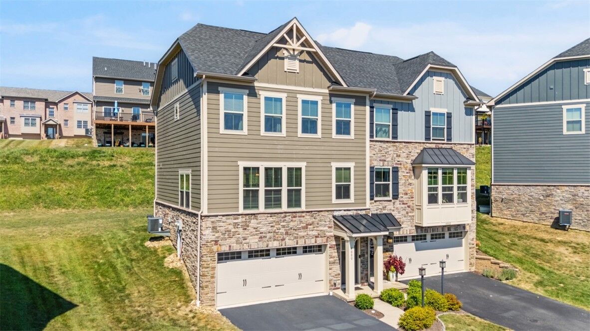 Property Photo: 4000 Saint Andrews Ct PA 15644