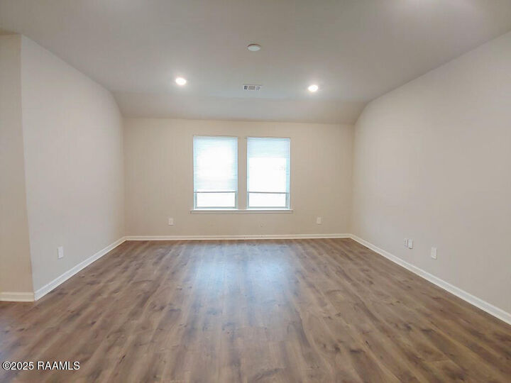 Property Photo: 4031 Canary Place LA 70546