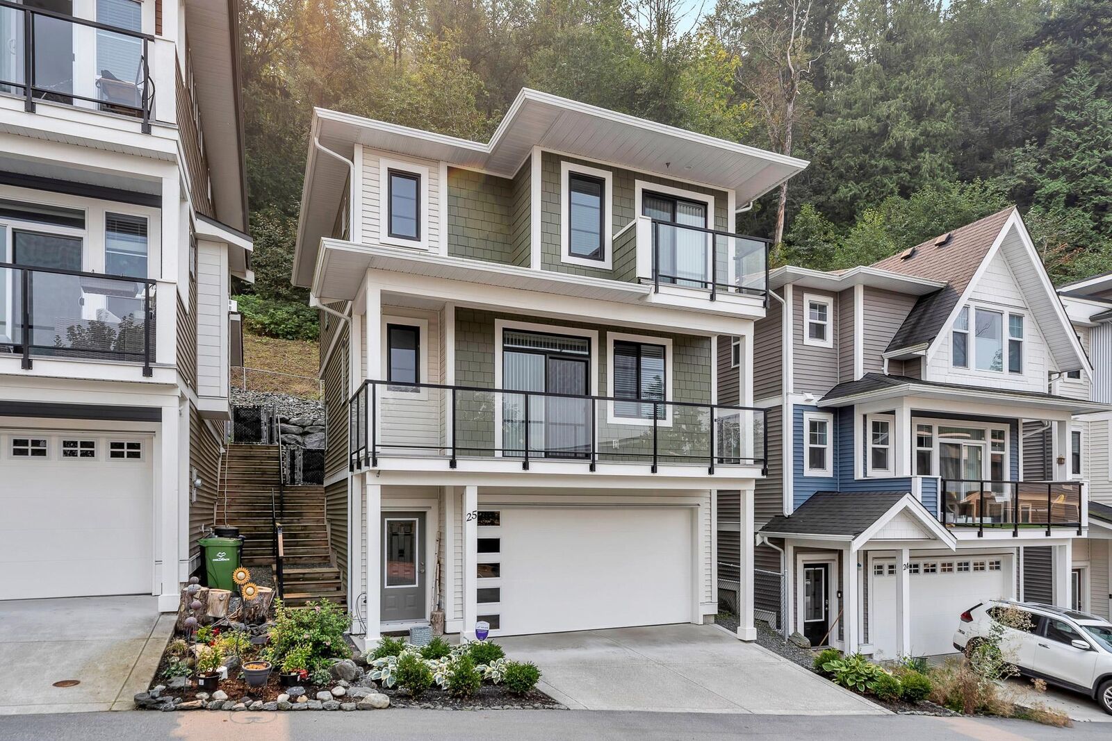 Property Photo:  47042 Macfarlane Place 25  BC V2R 0P3 
