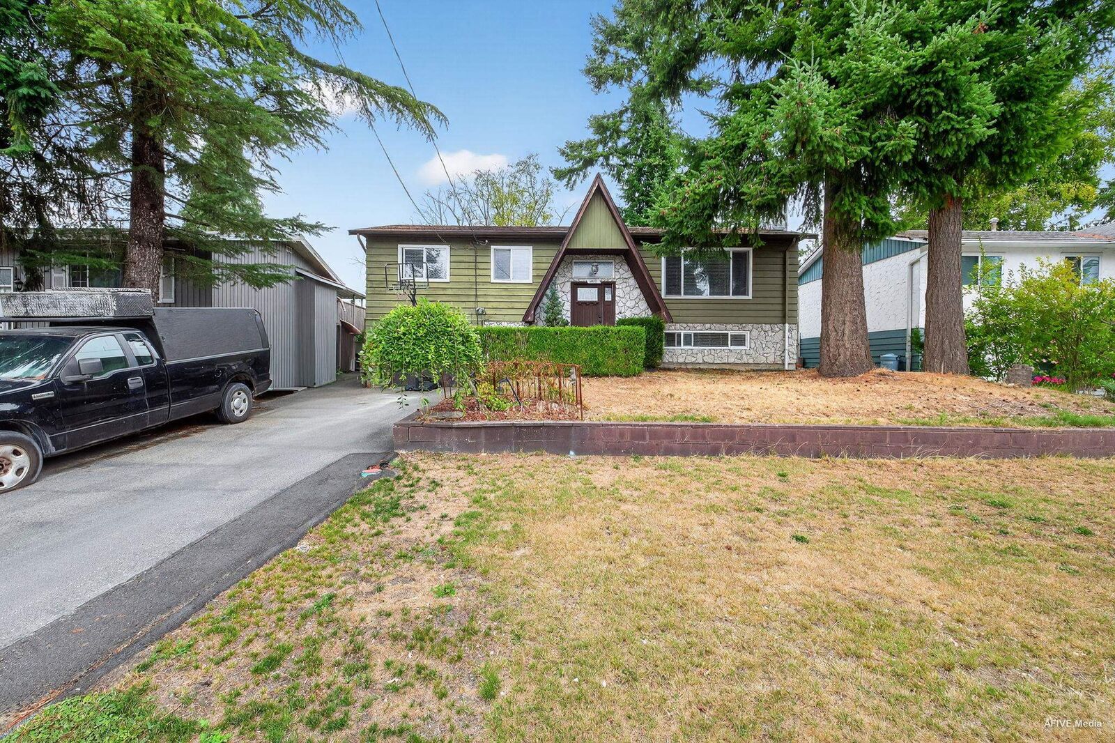 Photo de la propriété: 11677 81A Avenue BC V3C 2A8