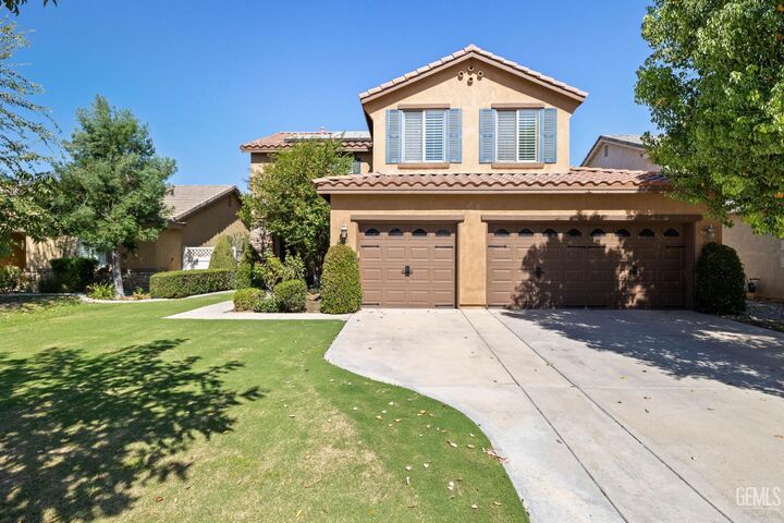 Property Photo: 12608 Fallstaff Lane CA 93312