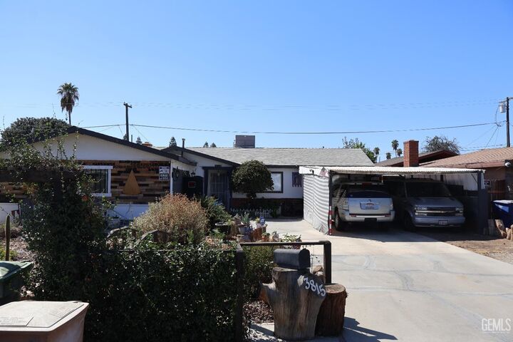 Property Photo:  3815 Hoffman Avenue  CA 93309 