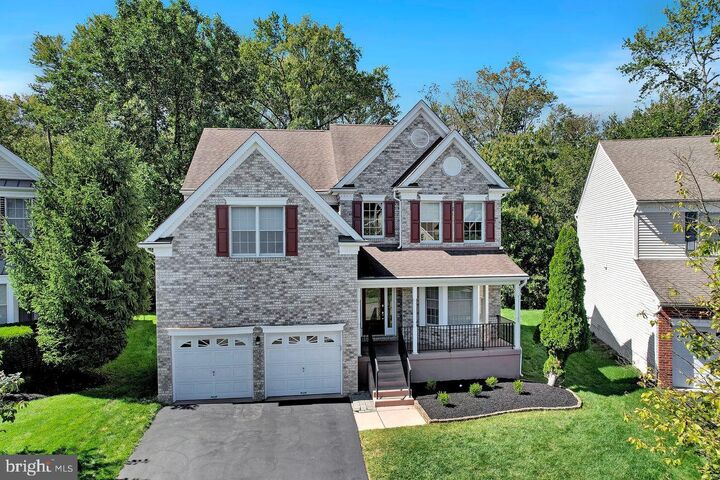 Property Photo:  10 Norbridge Drive  NJ 08540 