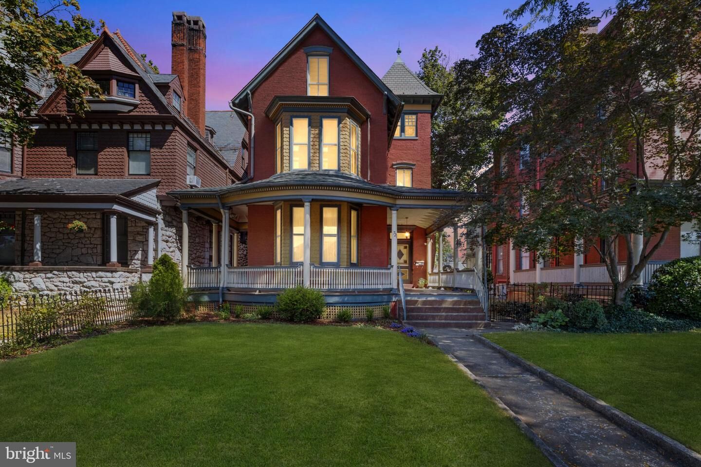 Property Photo:  721 S George Street  PA 17401 