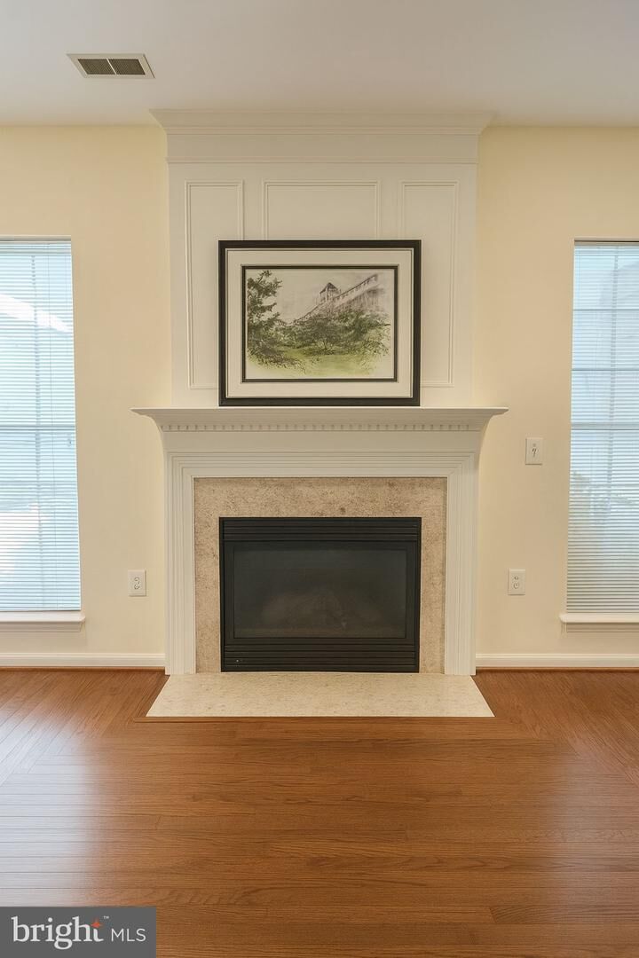 Property Photo: 12392 Grantley Court VA 22192