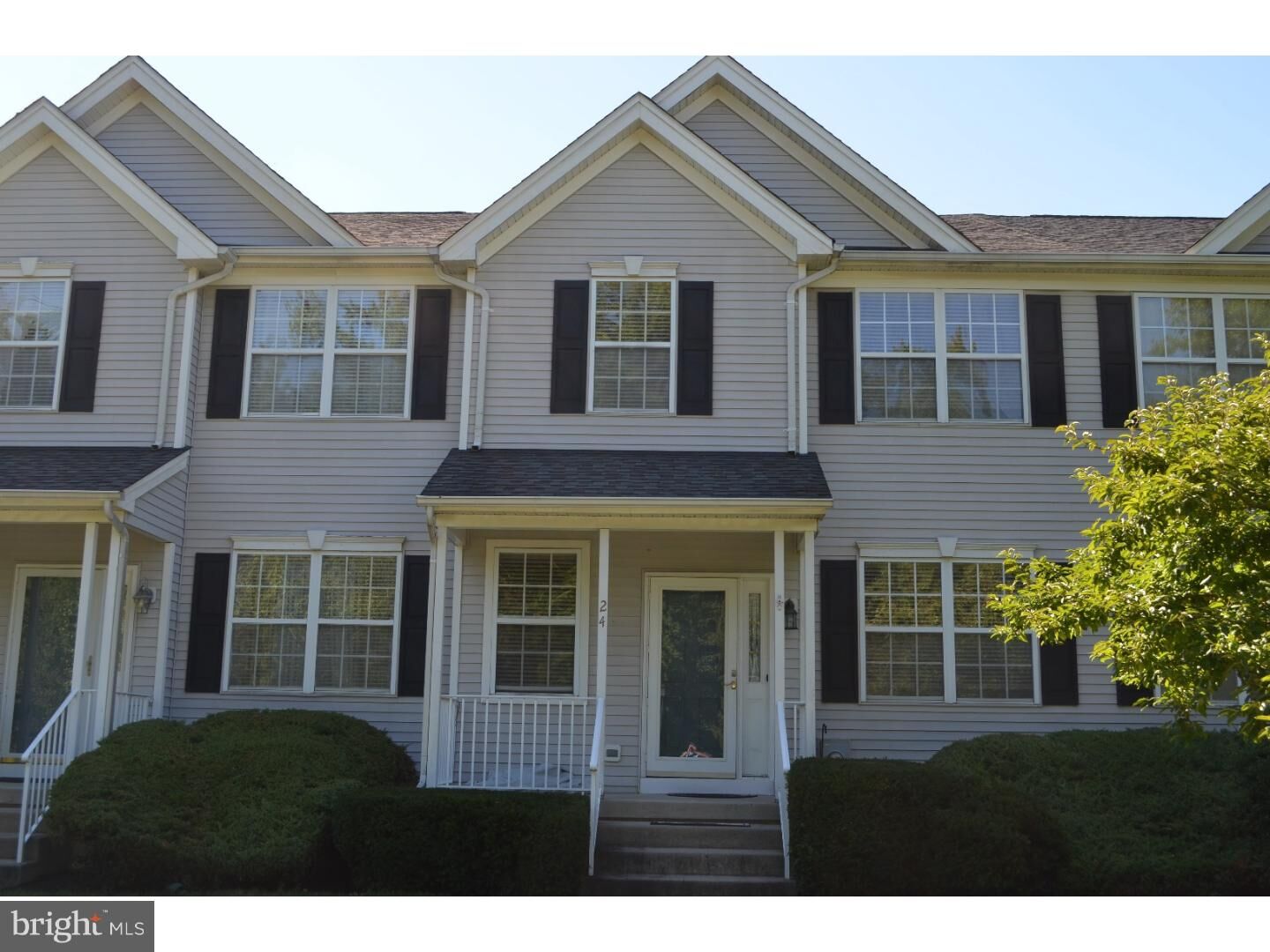 Property Photo:  24 Uxbridge Drive  NJ 08691 