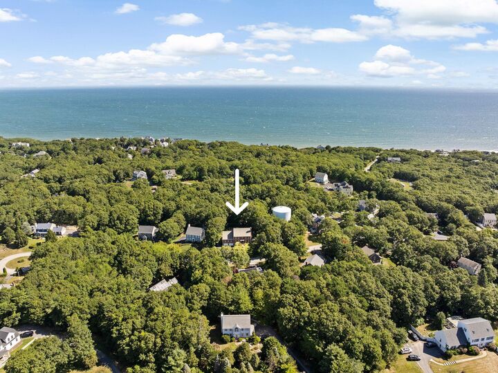 Property Photo:  4 Clapp Lane  MA 02562 