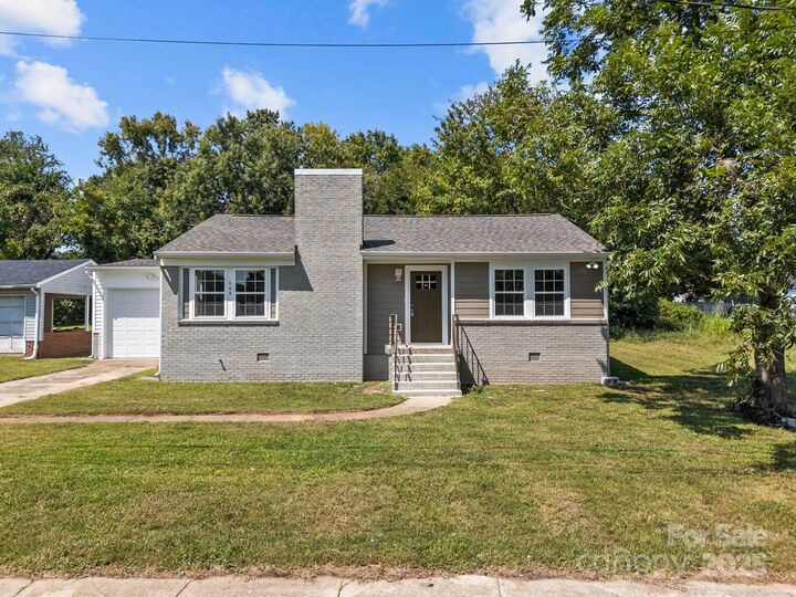 Property Photo:  409 Shaver Street  NC 28144