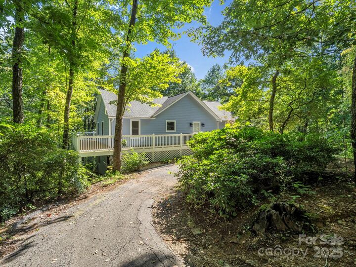 Property Photo:  220 Jones Court  NC 28746 