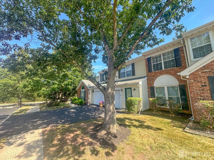 Property Photo:  266 Dochery Place  NJ 08873 