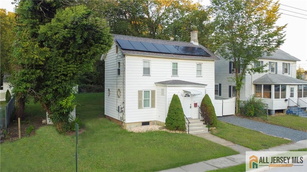 Property Photo:  165 Stevens Avenue  NJ 08831 