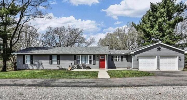 11875 Chillicothe Lancaster SW Road  Amanda OH 43102 photo