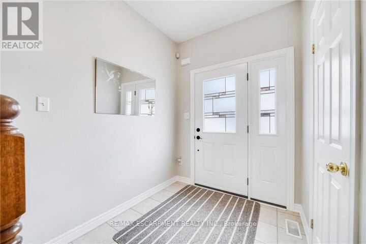 Property Photo: 4005 Alexan Crescent ON L7M 5A8