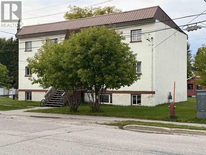 Property Photo:  93 Orvis St  ON P8N 1N6 