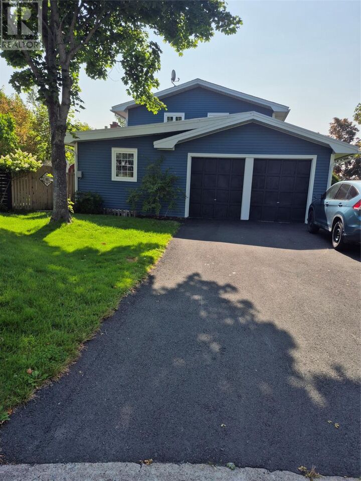 Property Photo:  10 Somerset Place  NL A1B 2G4 