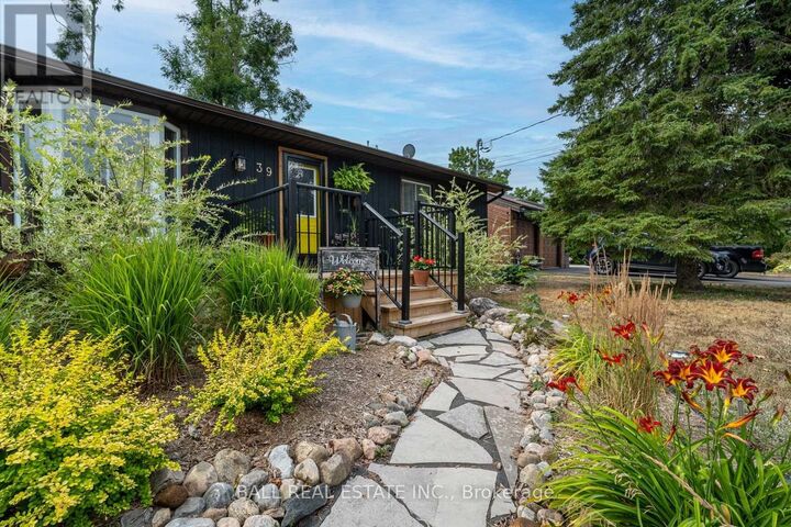 Property Photo:  39 Bishop Street  ON K0L 2H0 