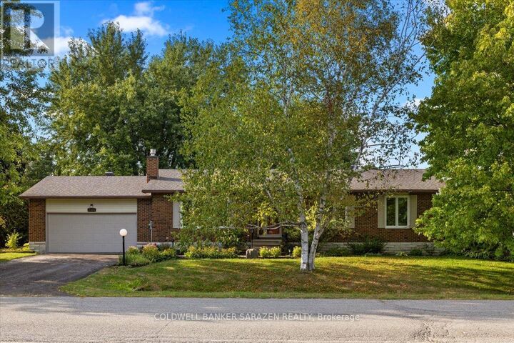 Property Photo:  2303 Edward Kidd Crescent  ON K0A 2T0 
