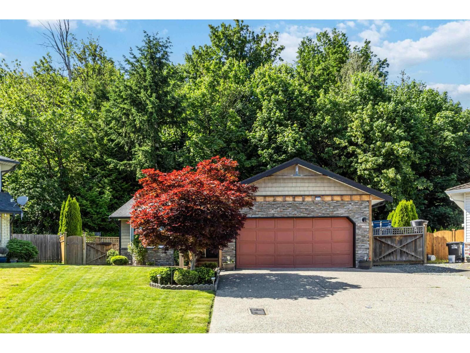 Property Photo:  31438 Chalmers  BC V2T 5H1 