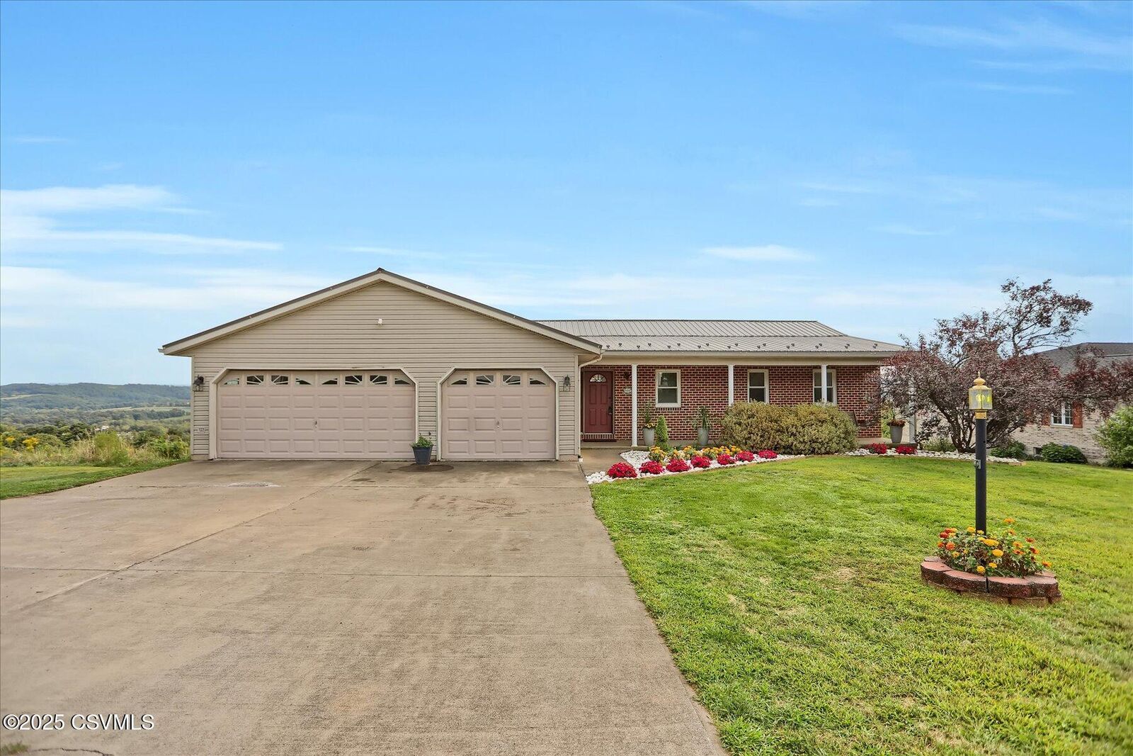 Property Photo:  900 Vista Heights Drive  PA 17855 