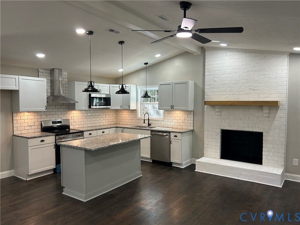 Property Photo: 1024 Mill Road VA 23086
