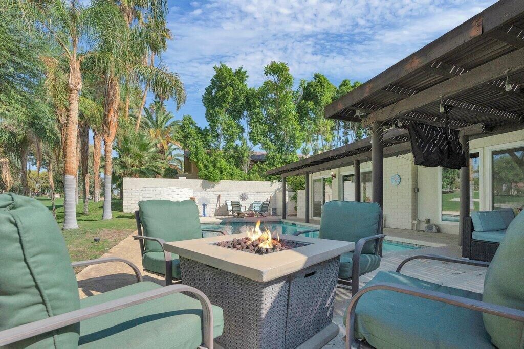 Property Photo:  43761 Port Maria Road  CA 92203 