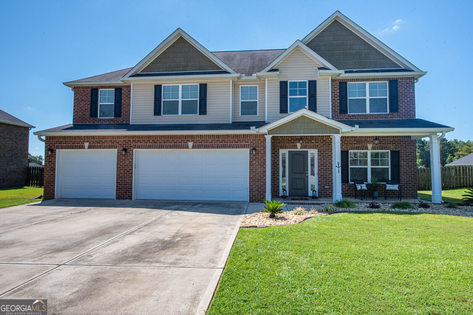 Property Photo:  720 Bedfordshire Lane  GA 31005 