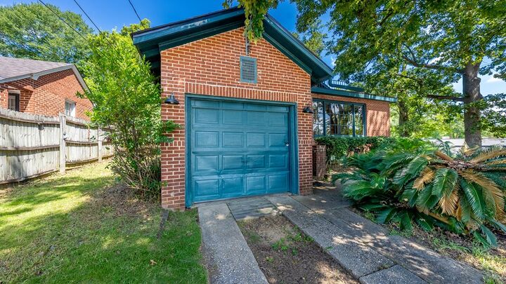 Property Photo:  3105 Woodlawn Avenue  GA 31904 