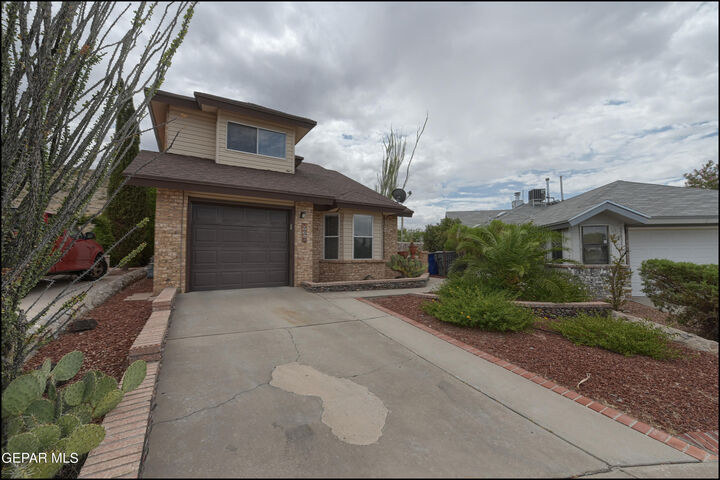 Property Photo:  894 Melville Lane  TX 79912 