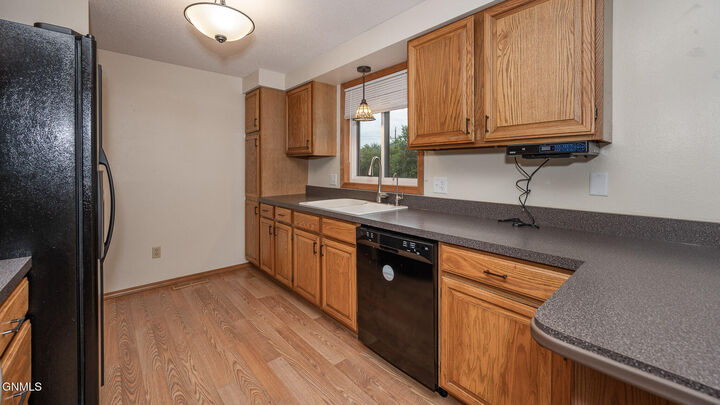Property Photo:  418 16th Street NE  ND 58523 