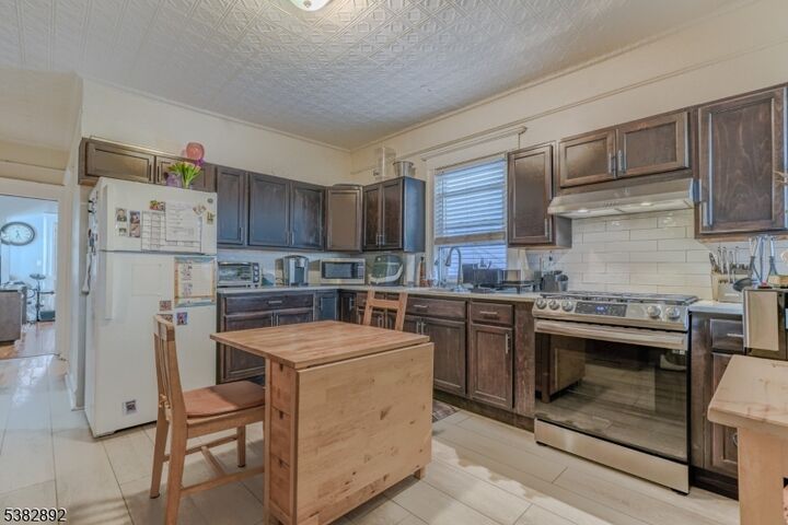 Property Photo:  221 Wayne Ave  NJ 07502 