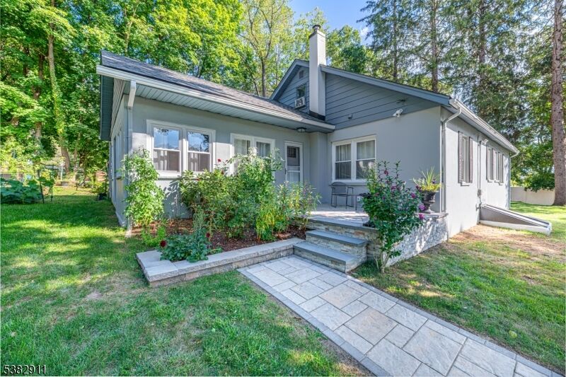 Property Photo:  7 Sorman Ter  NJ 07869 