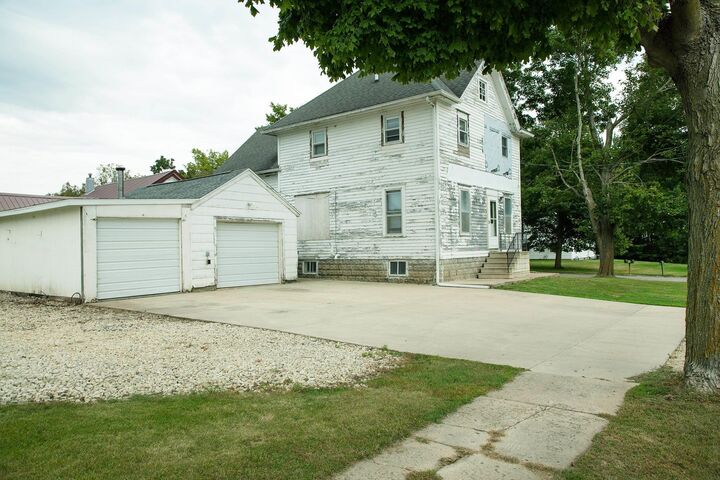 408 SE 4th Avenue  Tripoli IA 50676 photo
