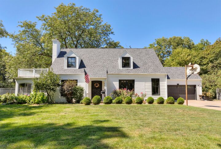 686 63rd Street  Des Moines IA 50312 photo