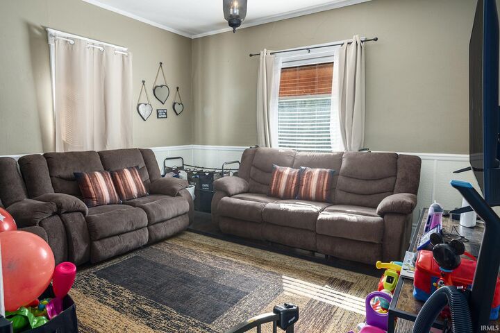 Property Photo:  418 Myrtle Street  IN 46514 