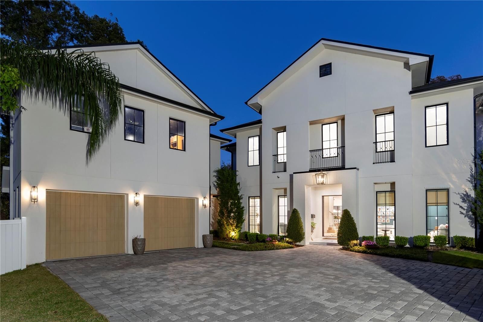 Property Photo:  1240 Harding Street  FL 32789 