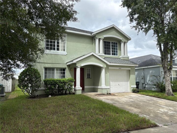 Property Photo: 1203 Carey Glen Circle FL 32824