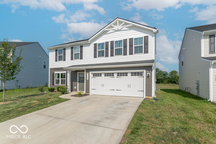 Property Photo: 13885 N Rising Sun Circle E IN 46113